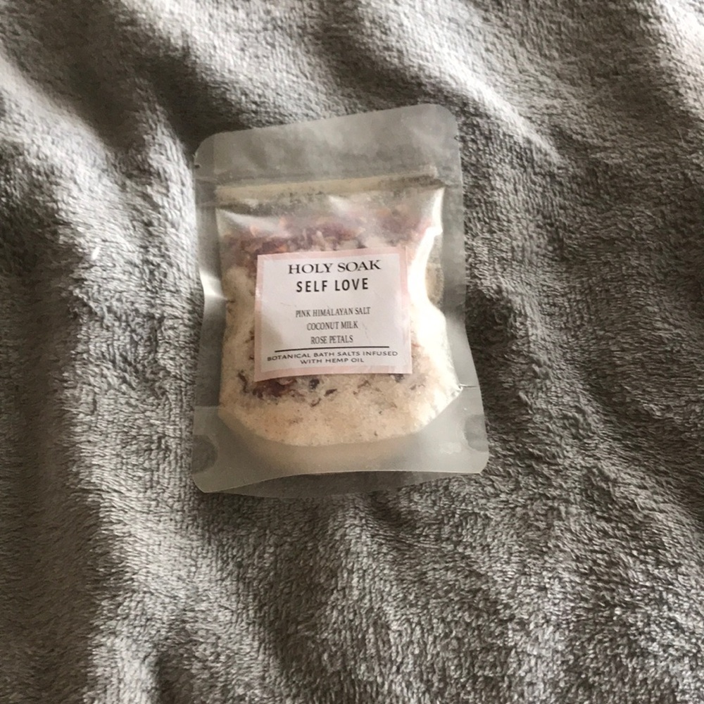 Holy soak self love bath salt